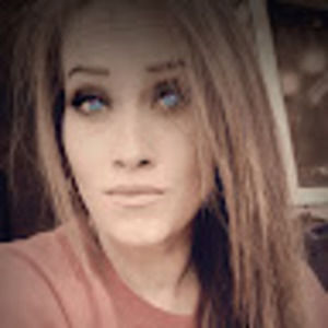 Meet your Posher, Cassandra